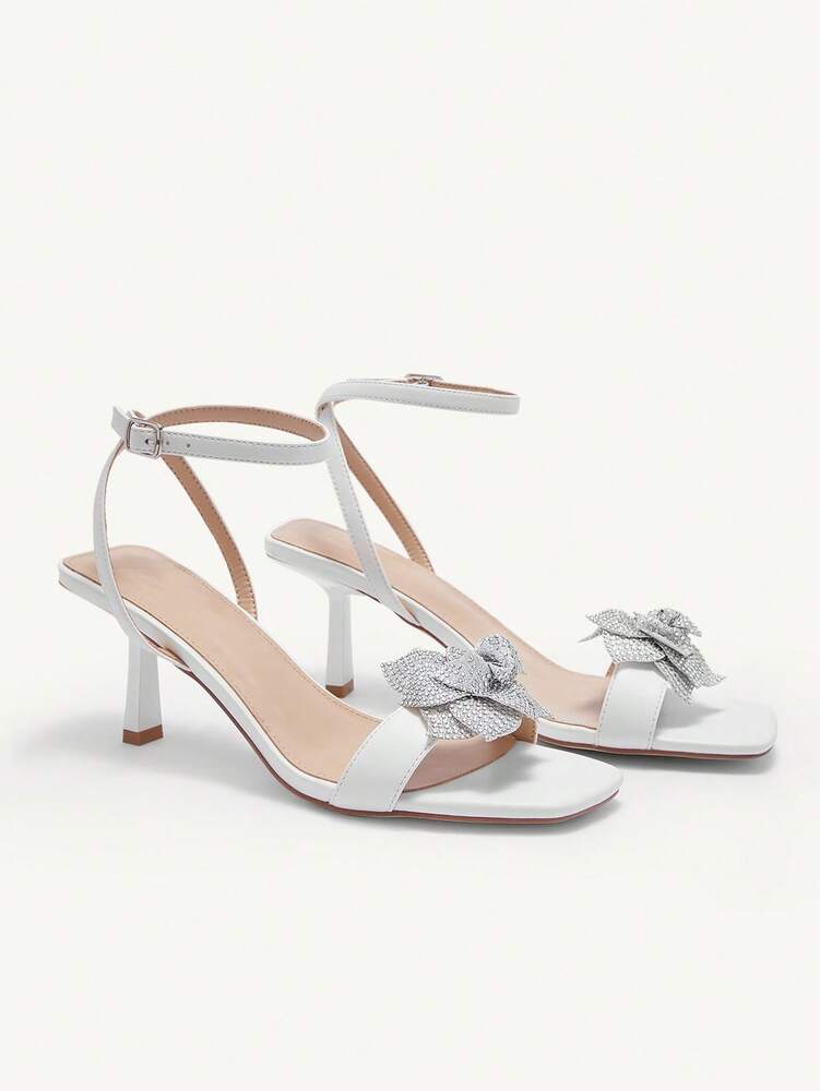 White Stiletto Sandals Rhinestone Flower Square Toe High Heels Women's Party Evening Occasion Elegant Lightweight Comfortable Synthetic Leather Shoes for Halloween Birthday Anniversary Gift